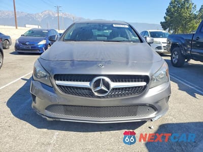 Piąte zdjęcie samochodu w środku: 2018 MERCEDES-BENZ CLA 250 VIN:WDDSJ4EB1JN653793 - miniatura