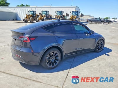 Trzecie zdjęcie samochodu z tyłu: 2024 TESLA MODEL Y VIN:7SAYGDEE7RF014179 - miniatura