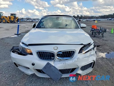 Piąte zdjęcie samochodu w środku: 2016 BMW 228 I SULEV VIN:WBA1K9C56GV710301 - miniatura