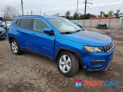 Czwarte zdjęcie samochodu z boku: 2021 JEEP COMPASS LATITUDE VIN:3C4NJDBBXMT552185 - miniatura