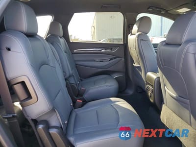 Zdjęcie 11 z 13 samochodu: 2023 BUICK ENCLAVE ESSENCE VIN:5GAERBKW2PJ148262 - miniatura
