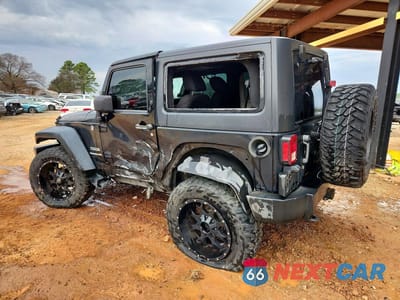 Drugie zdjęcie samochodu z przodu: 2013 JEEP WRANGLER SPORT VIN:1C4AJWAG7DL692018 - miniatura