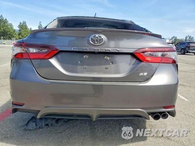 Zdjęcie 6 z 12 samochodu: 2021 TOYOTA CAMRY SE VIN:4T1G11AK4MU531021 - miniatura