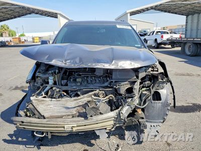 Piąte zdjęcie samochodu w środku: 2018 FORD EXPLORER XLT VIN:1FM5K7D8XJGB09496 - miniatura