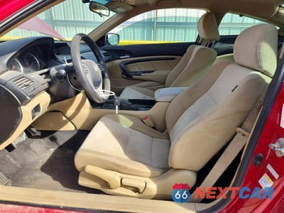 Zdjęcie 7 z 12 samochodu: 2010 HONDA ACCORD LX VIN:1HGCS1B31AA011588 - miniatura