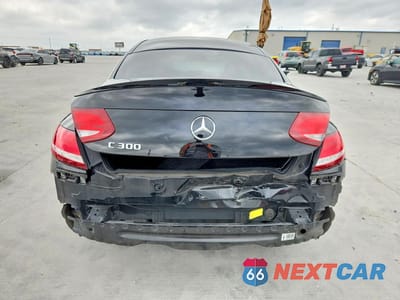 Zdjęcie 6 z 11 samochodu: 2017 MERCEDES-BENZ C 300 VIN:WDDWJ4JB0HF445576 - miniatura