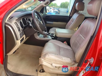 Zdjęcie 7 z 13 samochodu: 2010 TOYOTA TUNDRA GRADE VIN:5TFDW5F19AX123866 - miniatura