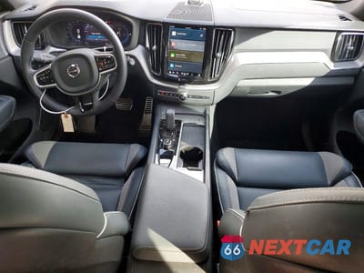 Zdjęcie 8 z 12 samochodu: 2022 VOLVO XC60 T8 RECHARGE R-DESIGN VIN:YV4BR0DM9N1971492 - miniatura