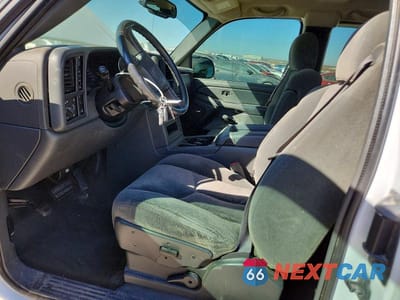 Zdjęcie 7 z 11 samochodu: 2004 CHEVROLET SILVERADO K1500 VIN:2GCEK19T841202467 - miniatura