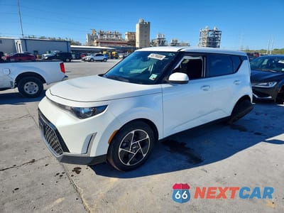 2023 KIA SOUL EX KNDJ33AU2P7862166 - główne zdjęcie licytacji z USA - miniatura