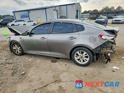 Drugie zdjęcie samochodu z przodu: 2016 KIA OPTIMA LX VIN:5XXGT4L31GG047565 - miniatura