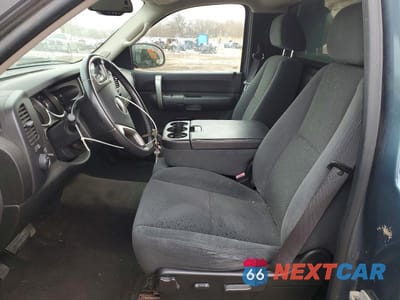 Zdjęcie 7 z 11 samochodu: 2008 GMC SIERRA C1500 VIN:1GTEC14008Z239892 - miniatura