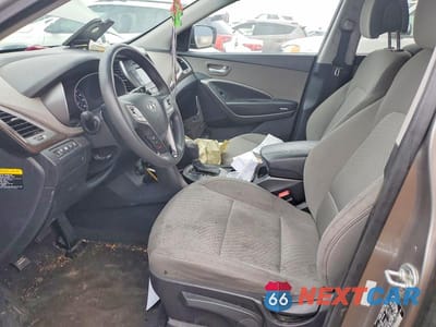 Zdjęcie 7 z 13 samochodu: 2017 HYUNDAI SANTA FE SPORT VIN:5XYZTDLB0HG417983 - miniatura