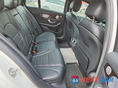 Zdjęcie 10 z 11 samochodu: 2015 MERCEDES-BENZ C 400 4MATIC VIN:55SWF6GB6FU027442 - miniatura