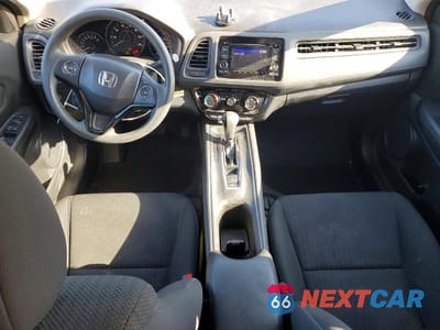 Zdjęcie 8 z 11 samochodu: 2018 HONDA HR-V LX VIN:3CZRU5H37JM723408 - miniatura