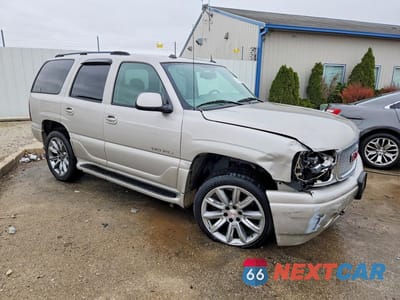 Czwarte zdjęcie samochodu z boku: 2004 GMC YUKON DENALI VIN:1GKEK63U24J240317 - miniatura
