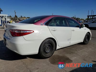 Trzecie zdjęcie samochodu z tyłu: 2016 TOYOTA CAMRY HYBRID LE VIN:4T1BD1FK1GU193298 - miniatura