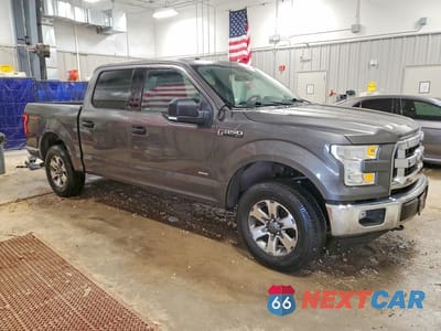 Czwarte zdjęcie samochodu z boku: 2015 FORD F150 SUPERCREW VIN:1FTEW1EG7FKE63377 - miniatura