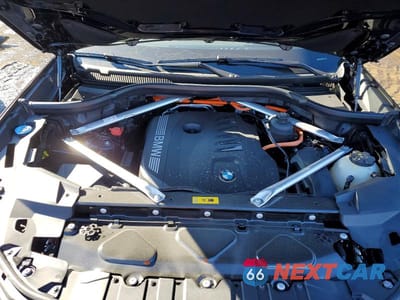 Zdjęcie 12 z 12 samochodu: 2026 BMW X5 XDRIVE50E VIN:5UX43EU03T9212700 - miniatura