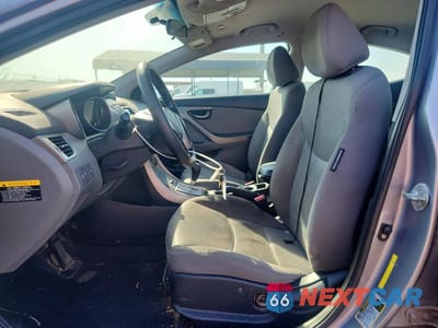 Zdjęcie 7 z 12 samochodu: 2013 HYUNDAI ELANTRA VIN:KMHDH4AE0DU497878 - miniatura
