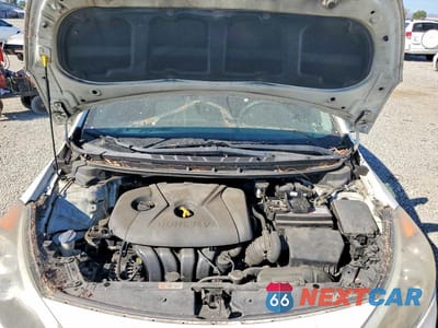Zdjęcie 11 z 12 samochodu: 2016 KIA FORTE LX VIN:KNAFK4A69G5544134 - miniatura