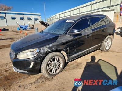 2016 VOLVO XC60 T5 YV440MDJ9G2852242 - główne zdjęcie licytacji z USA - miniatura