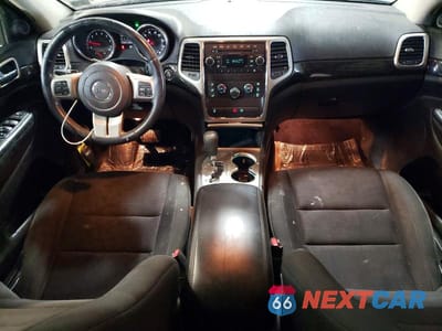 Zdjęcie 8 z 12 samochodu: 2013 JEEP GRAND CHEROKEE LAREDO VIN:1C4RJFAG6DC506729 - miniatura