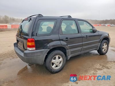 Trzecie zdjęcie samochodu z tyłu: 2003 FORD ESCAPE XLS VIN:1FMYU02123KC54150 - miniatura