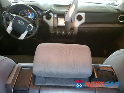 Zdjęcie 8 z 12 samochodu: 2016 TOYOTA TUNDRA SR5 VIN:5TFUY5F13GX580370 - miniatura