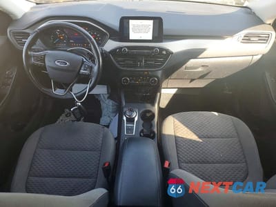 Zdjęcie 8 z 12 samochodu: 2021 FORD ESCAPE SE VIN:1FMCU0BZ5MUA07100 - miniatura