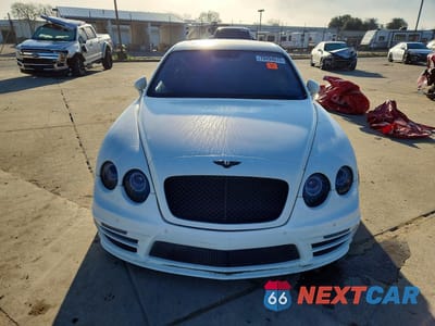 Piąte zdjęcie samochodu w środku: 2006 BENTLEY CONTINENTAL FLYING SPUR VIN:SCBBR53W76C032269 - miniatura
