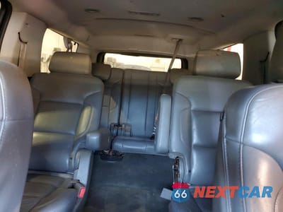 Zdjęcie 10 z 13 samochodu: 2015 CHEVROLET SUBURBAN C1500 LT VIN:1GNSCJKC6FR275414 - miniatura