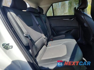 Zdjęcie 11 z 12 samochodu: 2023 KIA NIRO EV WIND VIN:KNDCR3L16P5053338 - miniatura