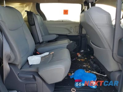 Zdjęcie 11 z 14 samochodu: 2021 TOYOTA SIENNA XLE 8-PASSENGER VIN:5TDYRKEC3MS034377 - miniatura
