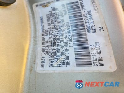 Zdjęcie 12 z 12 samochodu: 2004 TOYOTA MATRIX XR VIN:2T1KR32E74C183806 - miniatura