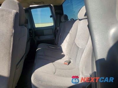 Zdjęcie 10 z 11 samochodu: 2005 GMC NEW SIERRA C1500 VIN:2GTEC19V051210921 - miniatura