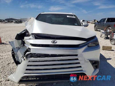 Piąte zdjęcie samochodu w środku: 2025 LEXUS TX 350 PREMIUM VIN:5TDAAAB61SS042055 - miniatura