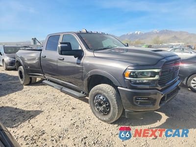 Czwarte zdjęcie samochodu z boku: 2024 RAM 3500 LARAMIE VIN:3C63RRJL3RG150085 - miniatura
