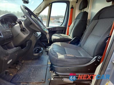 Zdjęcie 7 z 13 samochodu: 2020 RAM PROMASTER 3500 3500 HIGH VIN:3C6URVJG6LE129220 - miniatura
