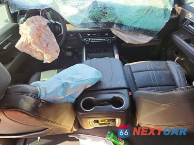 Zdjęcie 8 z 14 samochodu: 2025 CHEVROLET SUBURBAN K1500 HIGH COUNTRY VIN:1GNS6GRL5SR361615 - miniatura