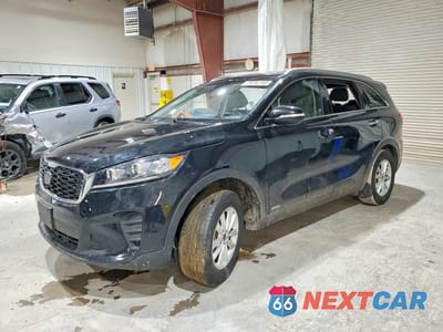 2019 KIA SORENTO LX 5XYPGDA39KG590089 - główne zdjęcie licytacji z USA - miniatura