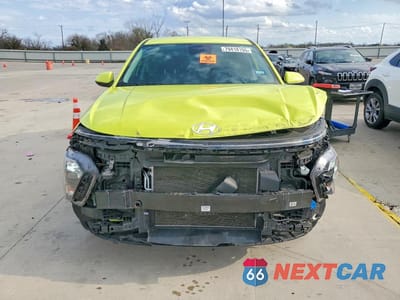 Piąte zdjęcie samochodu w środku: 2024 HYUNDAI KONA SE VIN:KM8HACAB1RU050022 - miniatura
