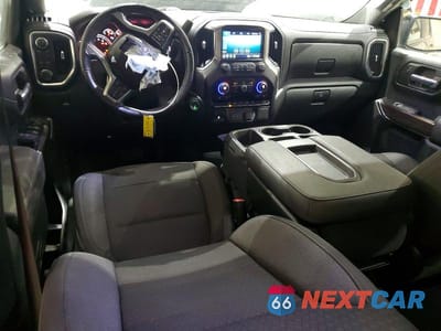 Zdjęcie 8 z 11 samochodu: 2021 CHEVROLET SILVERADO K1500 RST VIN:3GCUYEED7MG264742 - miniatura