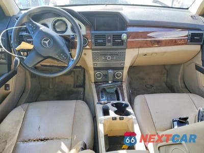 Zdjęcie 8 z 13 samochodu: 2012 MERCEDES-BENZ GLK 350 4MATIC VIN:WDCGG8HB3CF818414 - miniatura