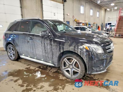 Czwarte zdjęcie samochodu z boku: 2017 MERCEDES-BENZ GLE 350 4MATIC VIN:4JGDA5HB2HA920554 - miniatura