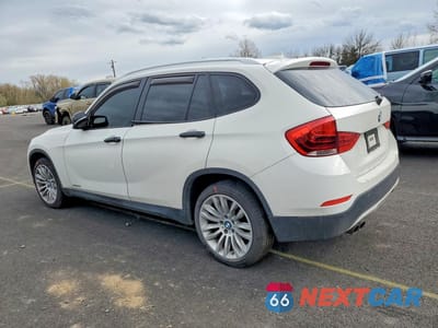 Drugie zdjęcie samochodu z przodu: 2013 BMW X1 XDRIVE28I VIN:WBAVL1C50DVR82919 - miniatura