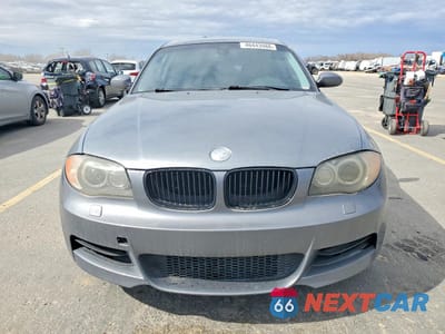 Piąte zdjęcie samochodu w środku: 2009 BMW 135 I VIN:WBAUC73569VK94851 - miniatura