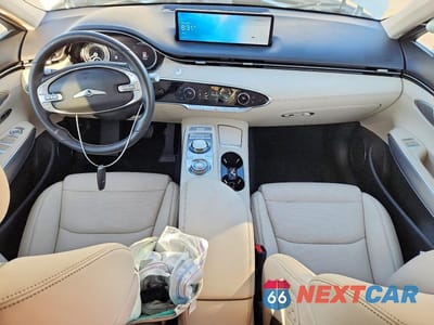 Zdjęcie 8 z 12 samochodu: 2022 GENESIS GV70 2.5T STANDARD VIN:KMUMADTB1NU075323 - miniatura