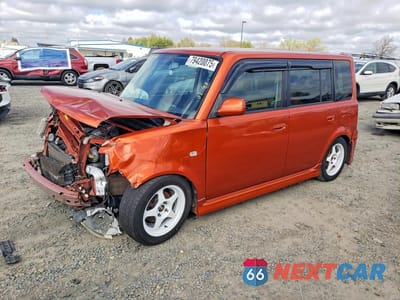 2004 SCION XB BASE JTLKT334940160159 - główne zdjęcie licytacji z USA - miniatura