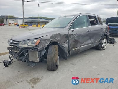 2011 VOLKSWAGEN TOUAREG V6 TDI WVGFK9BP3BD007485 - główne zdjęcie licytacji z USA - miniatura